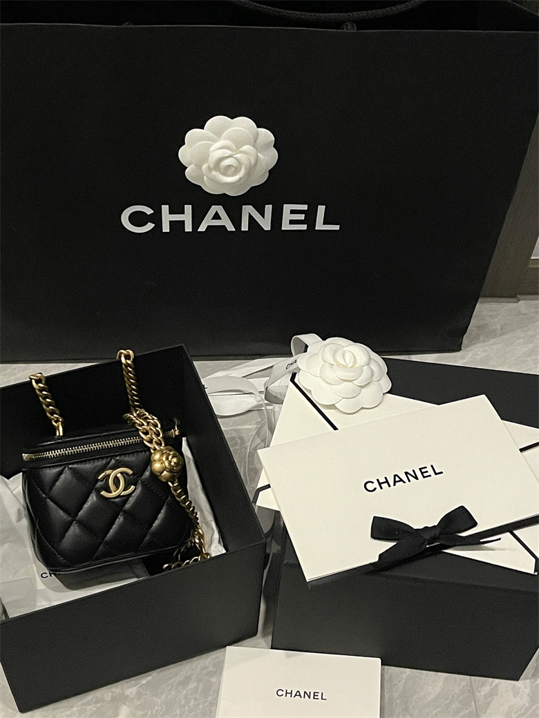Chanel 23s山茶花盒子