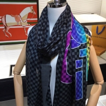 高仿LV丝巾路易威登‘彩虹标识’100%顶级羊绒围巾