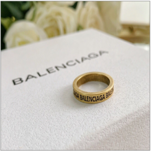 新品 巴黎世家 Balenciaga字母戒指