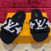 Loui Vuitton路易威登 驴家牌20冬季新品 羊羔毛拖
