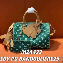 原单lv全皮枕头包speedy系列SPEEDY P9 BANDOULIÈRE25手袋 M24423绿色